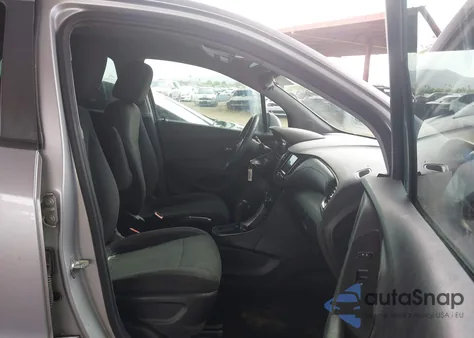 2020 Chevrolet Trax Fwd Ls z USA, uszkodzony, nr VIN 3GNCJKSB2LL332265